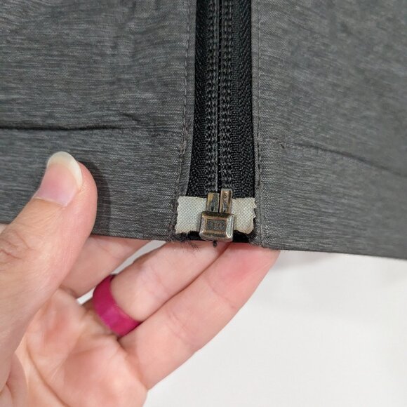 The North Face Synthetic Fill Winter Coat Black Grey Size XL - Picture 3 of 9